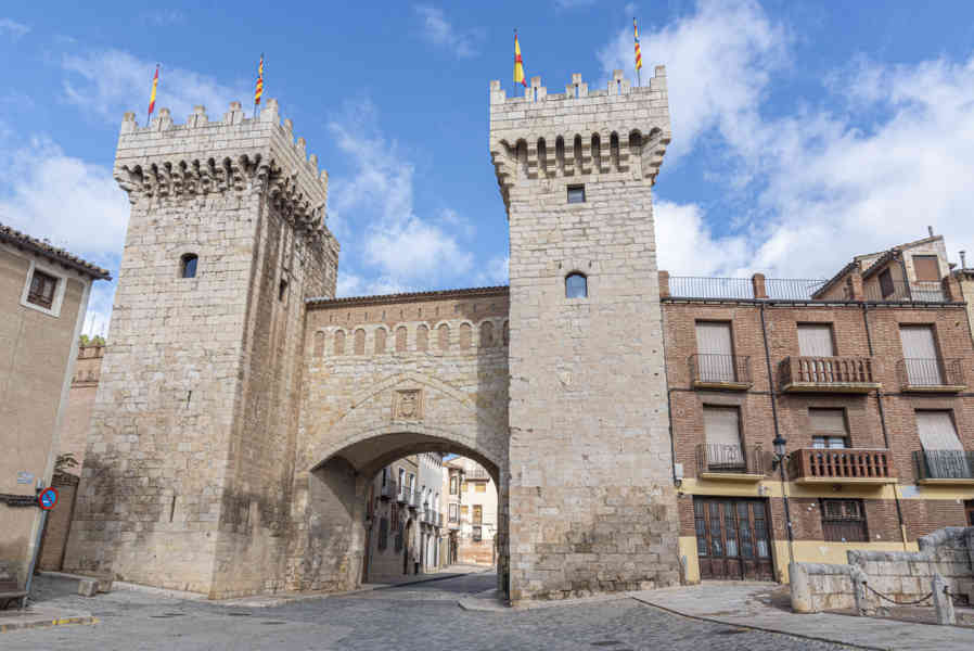 Zaragoza - Daroca 28 - Puerta de Abajo.jpg